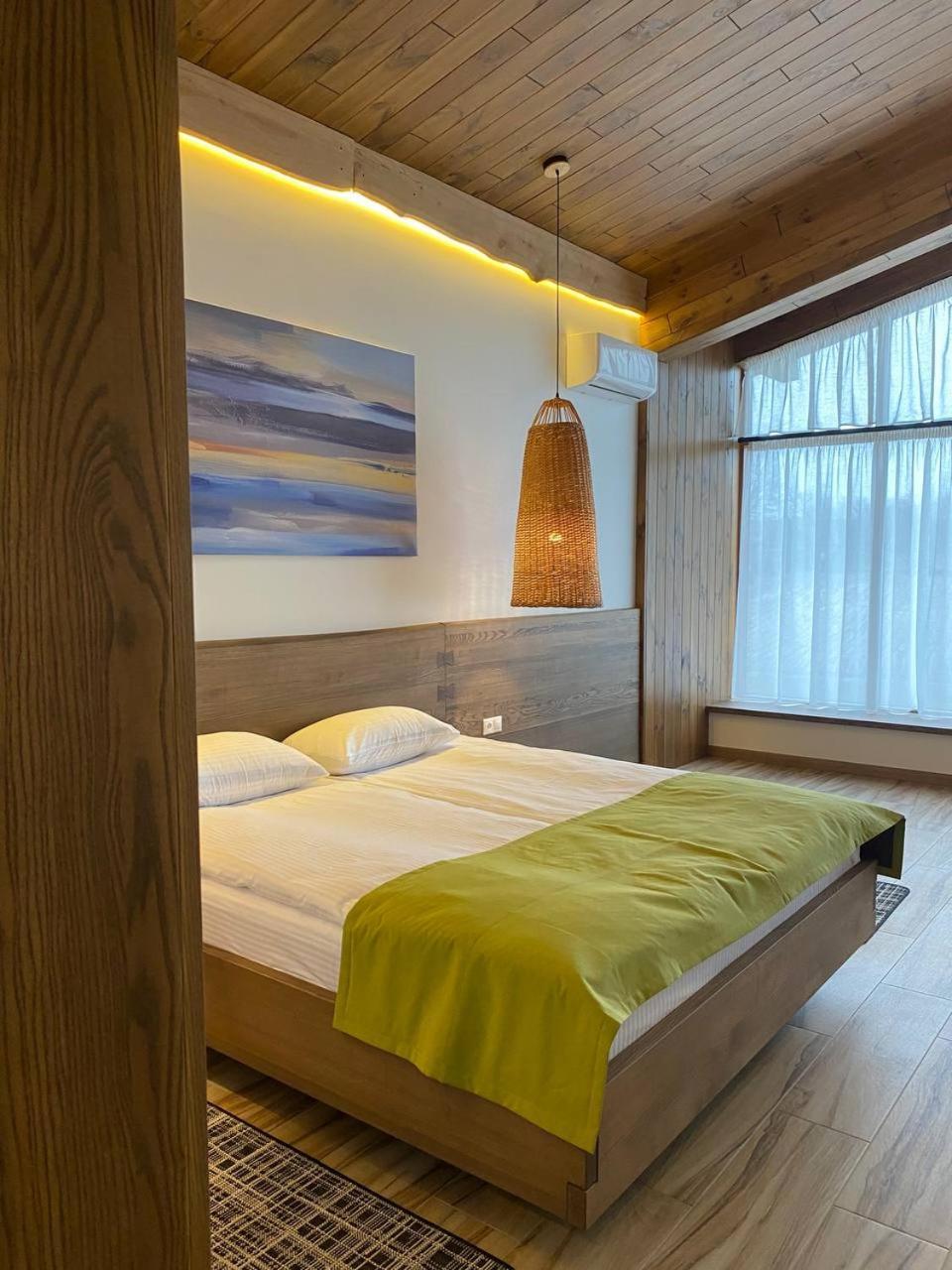 Фільварок Кмитів Hotel Velyki Kosharishcha Exterior photo